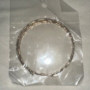 Elegant Gold Hoop Earrings